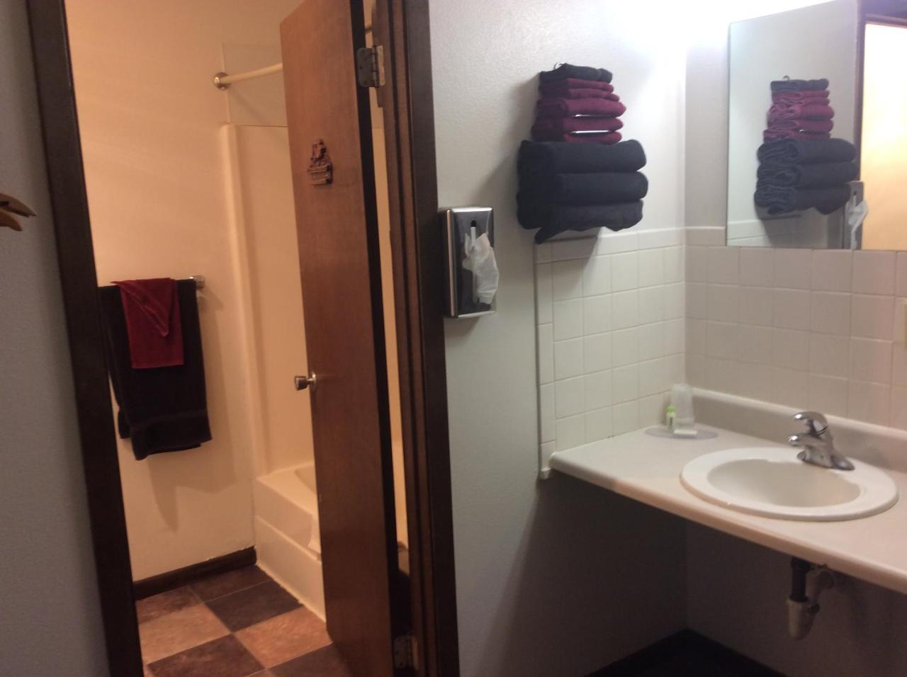 Sports Club Motel Wayne Luaran gambar