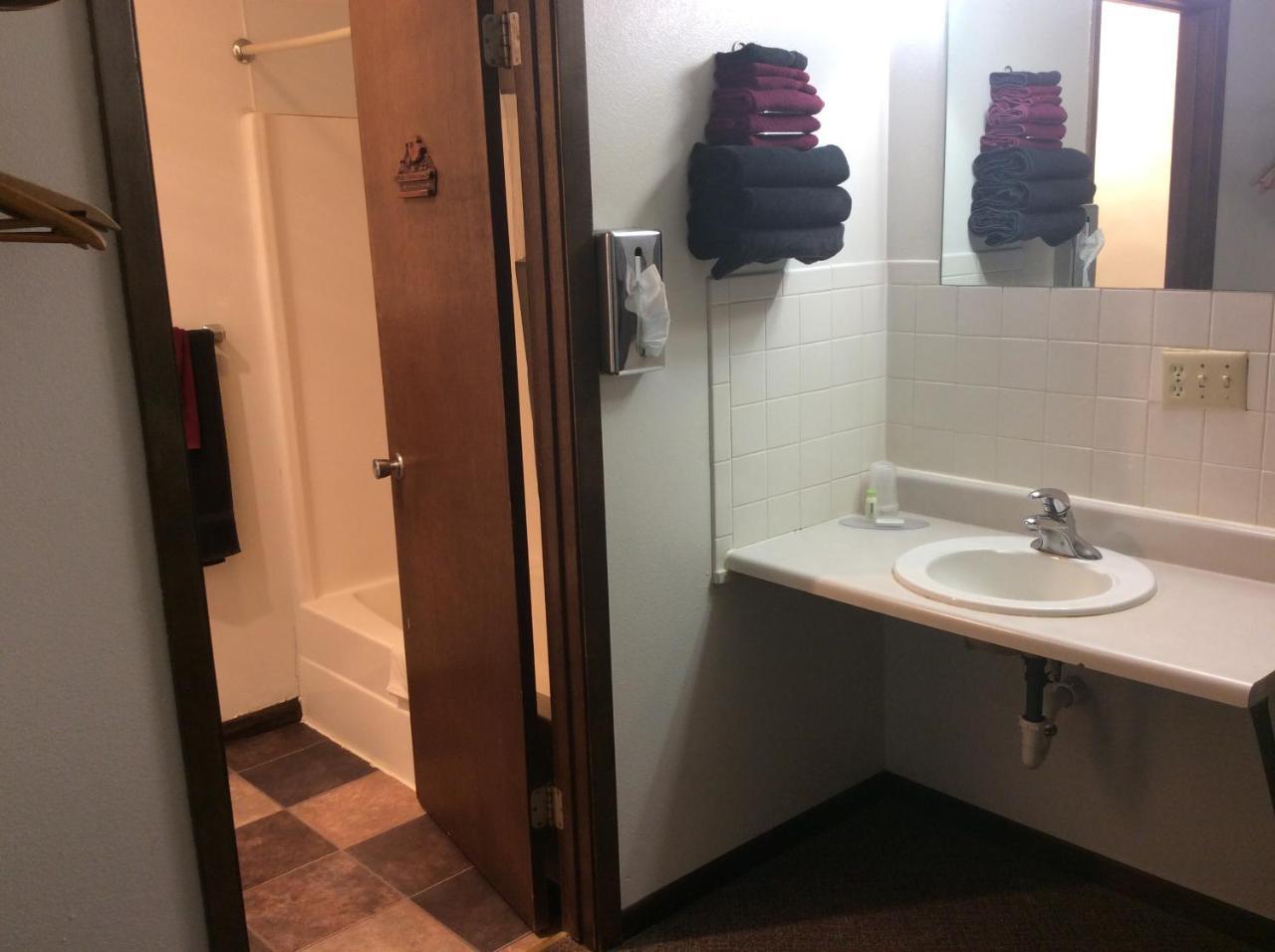 Sports Club Motel Wayne Luaran gambar
