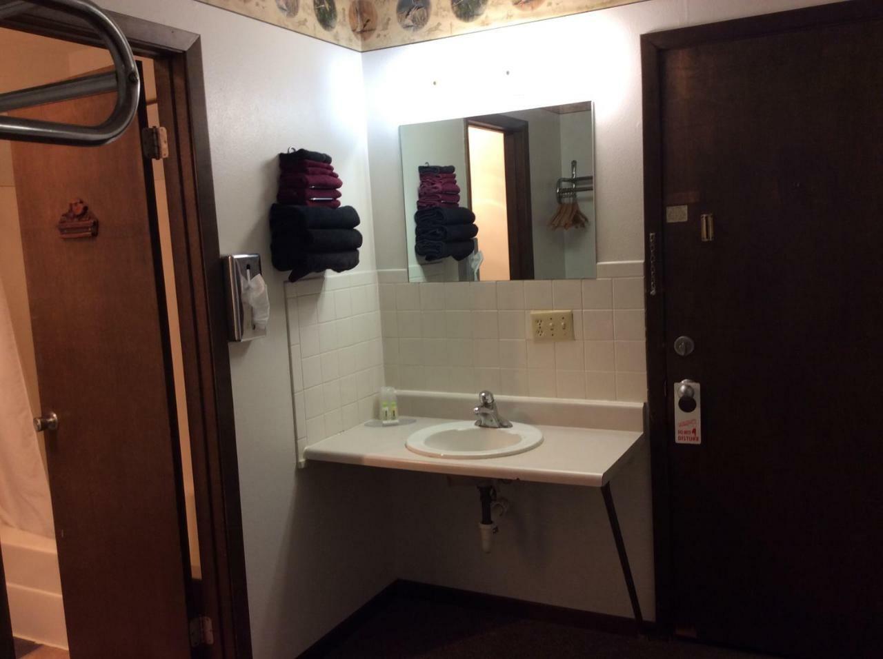 Sports Club Motel Wayne Luaran gambar