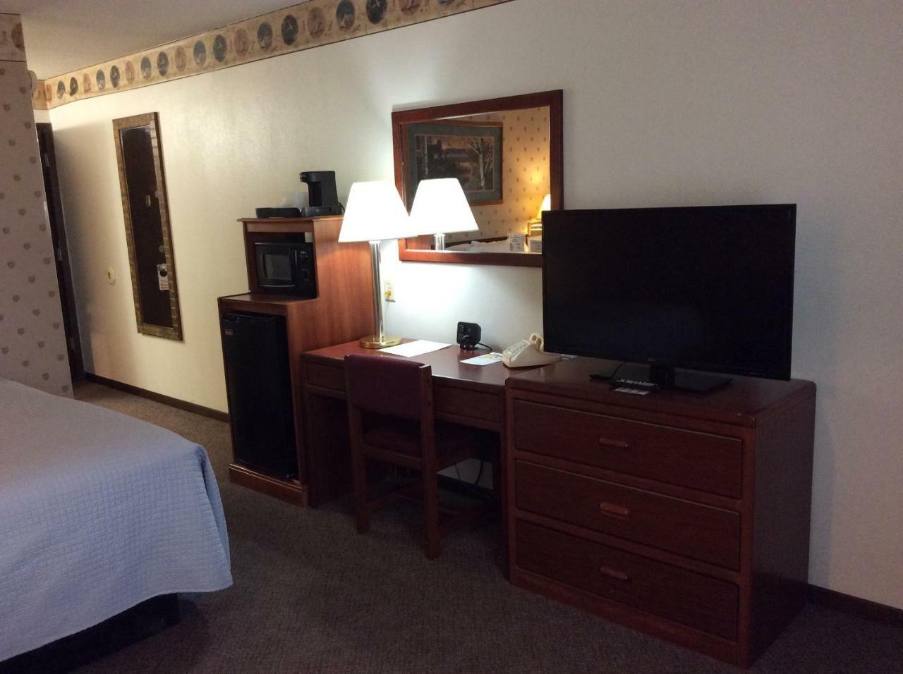 Sports Club Motel Wayne Luaran gambar